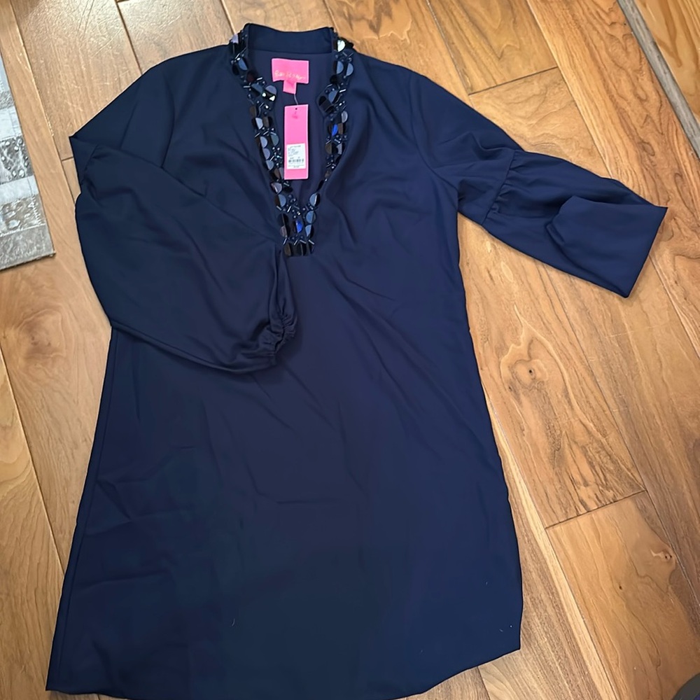 New with tags Lilly Pulitzer ladies navy dress size 12